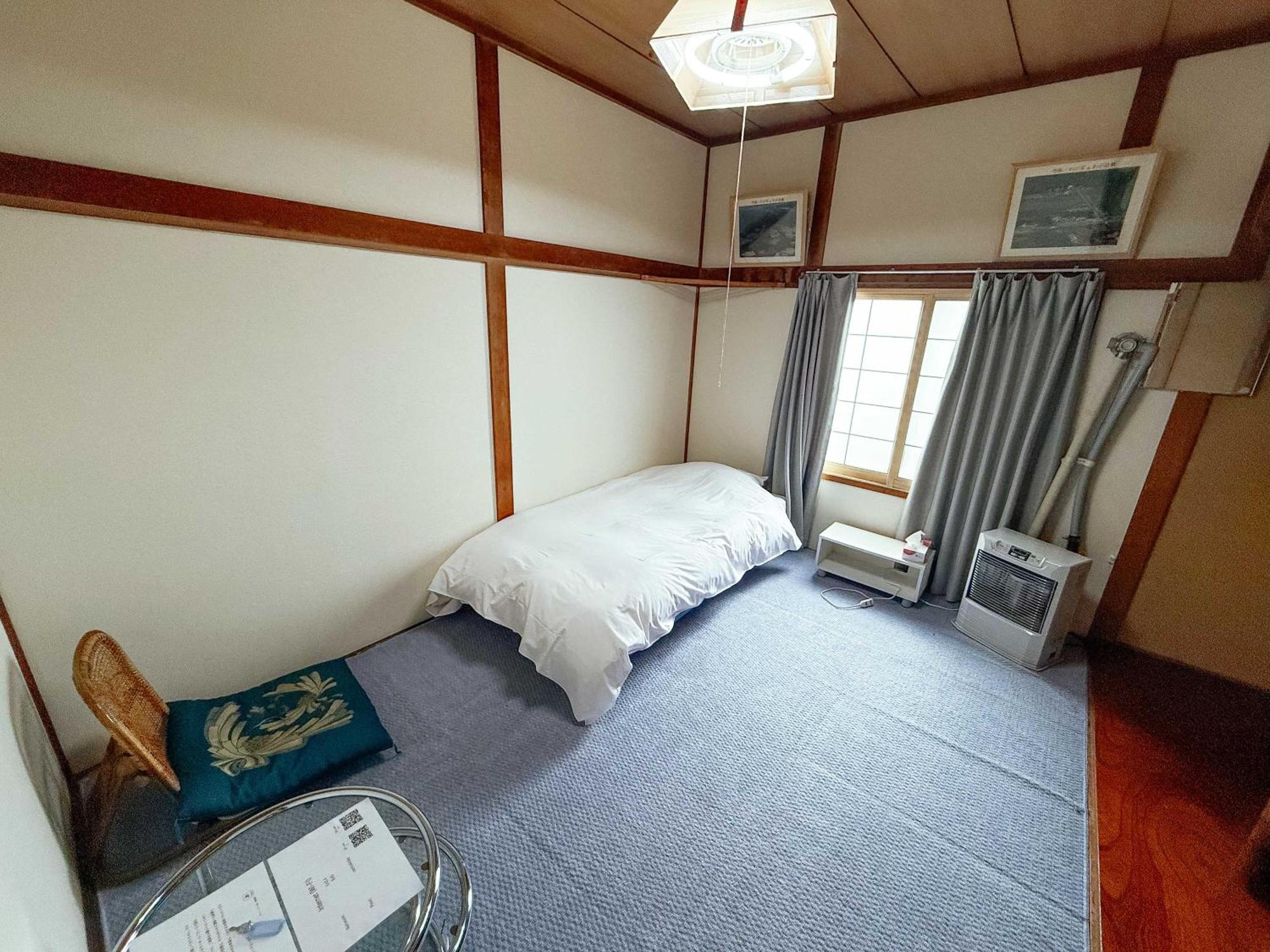 Guesthouse En Rusutsu Exterior photo