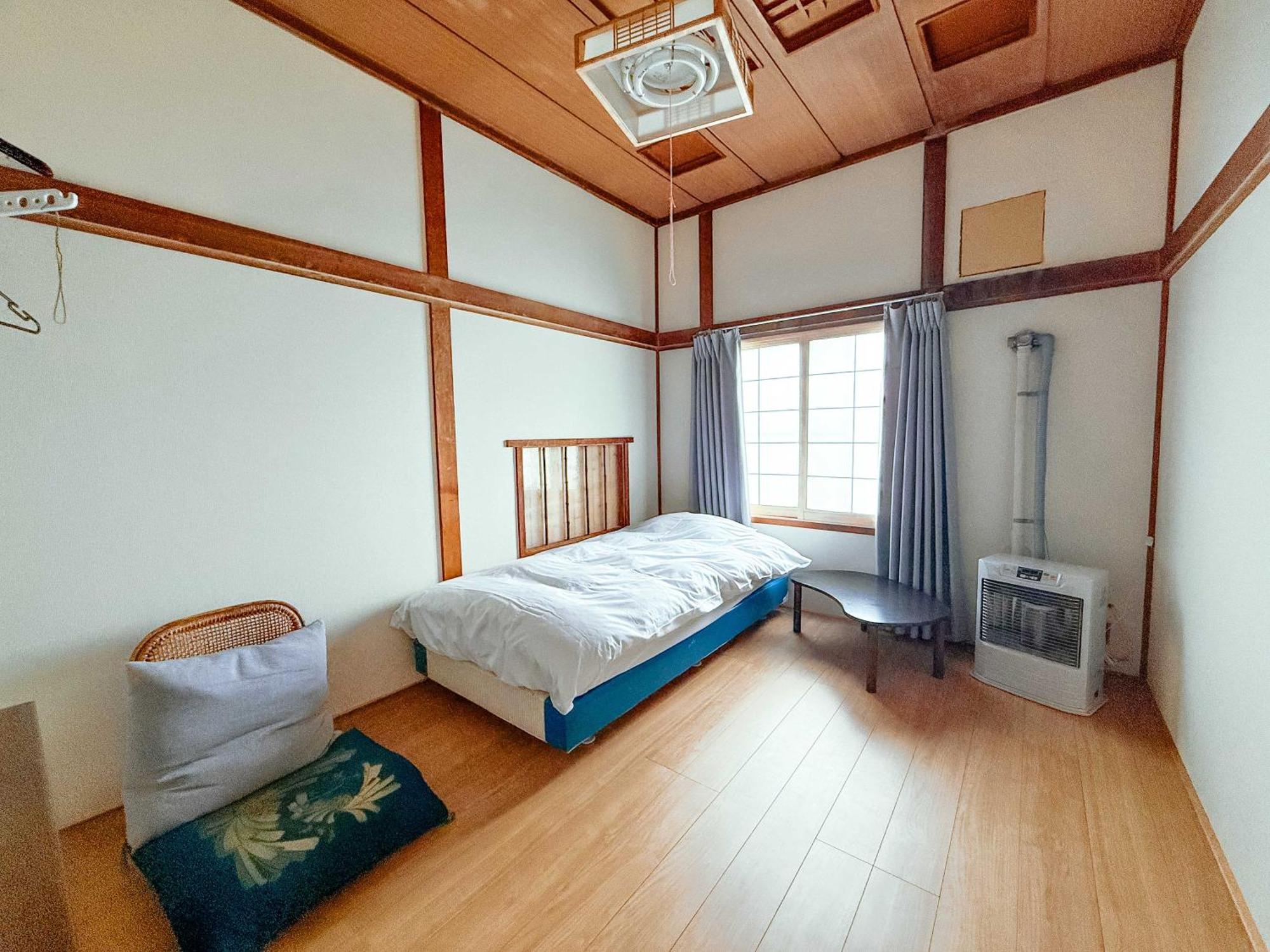 Guesthouse En Rusutsu Exterior photo